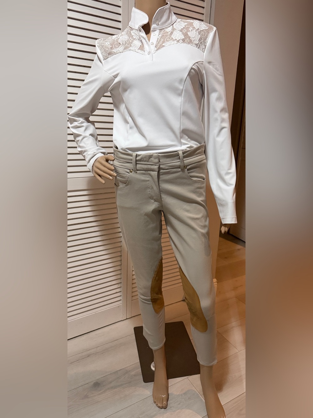 Le Fash “City” Breeches – Beige Knee Patch – Size 28L (Orig. $253)
